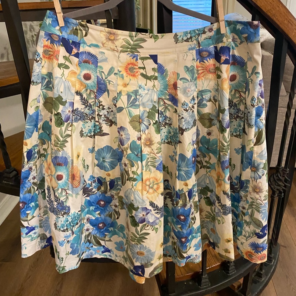 Talbots A-Line Floral Skirt Size 14